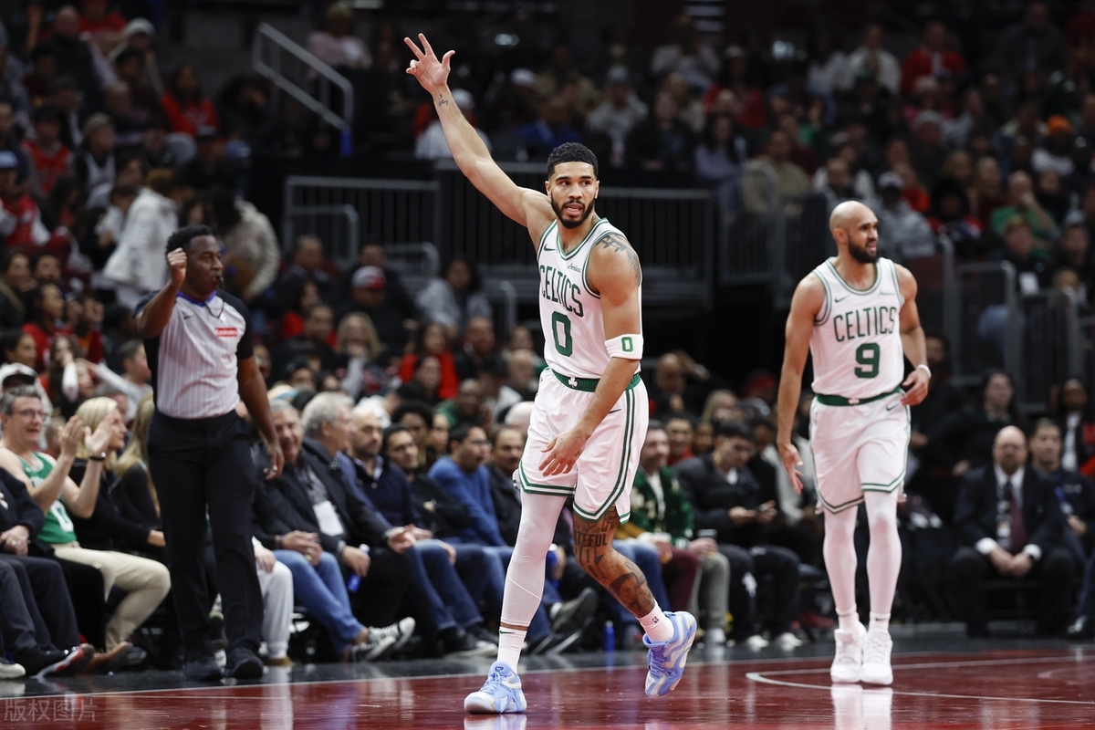 关于波士顿凯尔特人NBA战胜密尔沃基雄鹿塔图姆三分锁定的信息